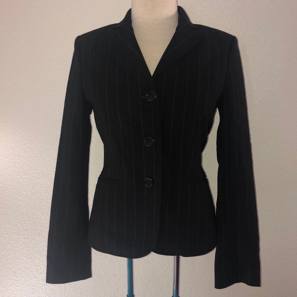 The limited-Black striped blazer (size-2)